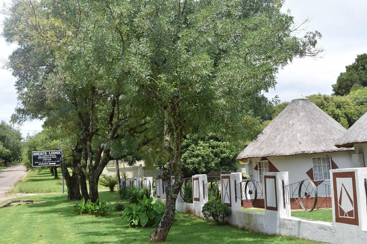 Sheri'S Lodge & Backpackers Граскоп Екстериор снимка