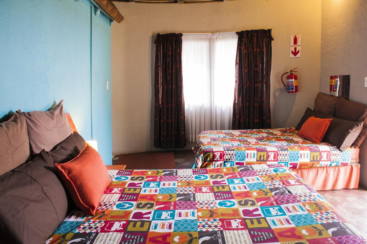 Sheri'S Lodge & Backpackers Граскоп Екстериор снимка